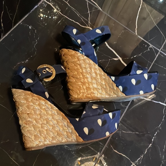 Louis Vuitton Wedges - Picture 3 of 11